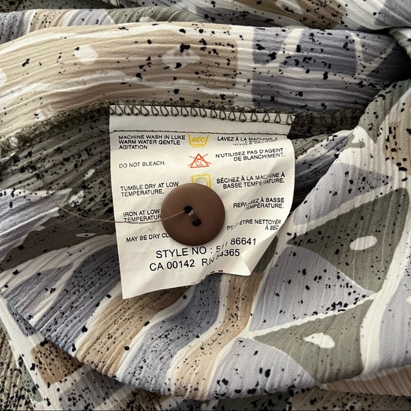 Vintage Boho Aztec Abstract Patterns Button Down Blouse Shirt - Picture 10 of 10